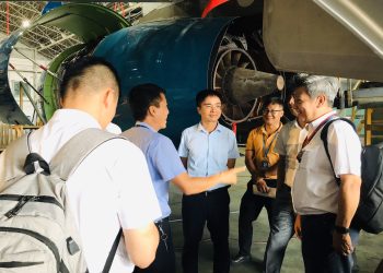 Lãnh đạo TCT kiểm tra công tác chuẩn bị phục vụ cao điểm Hè 2023 tại Công ty VAECO