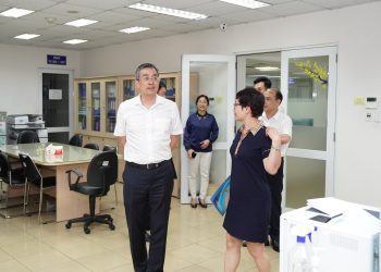 Chủ tịch Đặng Ngọc Hòa làm việc với các đơn vị khu vực phía Nam