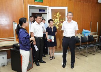 Chủ tịch Đặng Ngọc Hòa làm việc với các đơn vị khu vực phía Nam