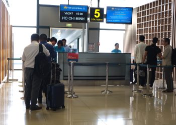 VNA triển khai hệ thống gửi tin nhắn tự động thông báo cửa ra tàu bay