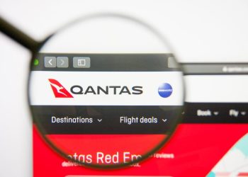 Australian regulators to allow Qantas, Emirates to continue coordinating operations