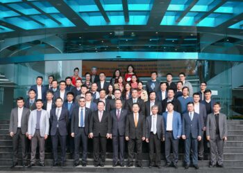 UBQLV nhà nước sát cánh, đồng hành cùng Vietnam Airlines vượt qua đại dịch