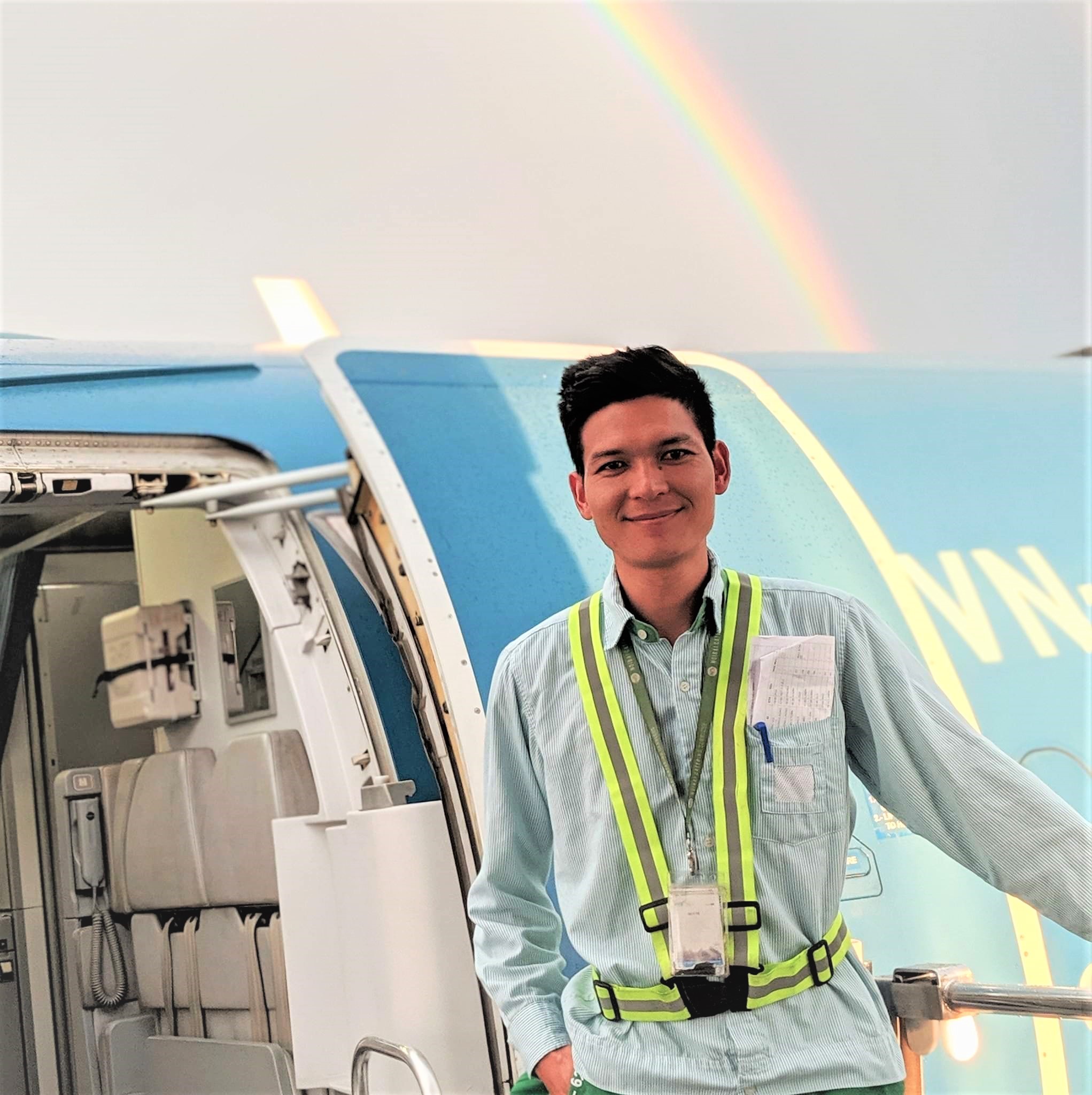 [Khi tôi 30] Tự hào suất ăn hàng không