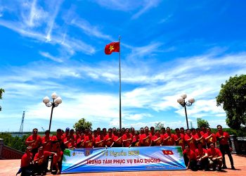 [27/7] Tháng 7 bồi hồi với hành trình về nguồn của Chi bộ Trung tâm Phục vụ Bảo dưỡng (VAECO)