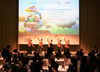 Vietnam Airlines cùng Saigontourist Group quảng bá điểm đến Việt Nam tại Nhật Bản