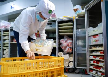 “Theo chân” quy trình quyên góp suất ăn hàng không của Vietnam Airlines