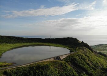 Khám phá hòn đảo “núi lửa” triệu năm tuổi và những trải nghiệm có thể bạn chưa biết tới