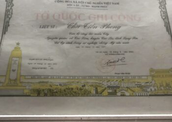 [27/7] Luôn tự hào về người cha chưa một lần gặp mặt