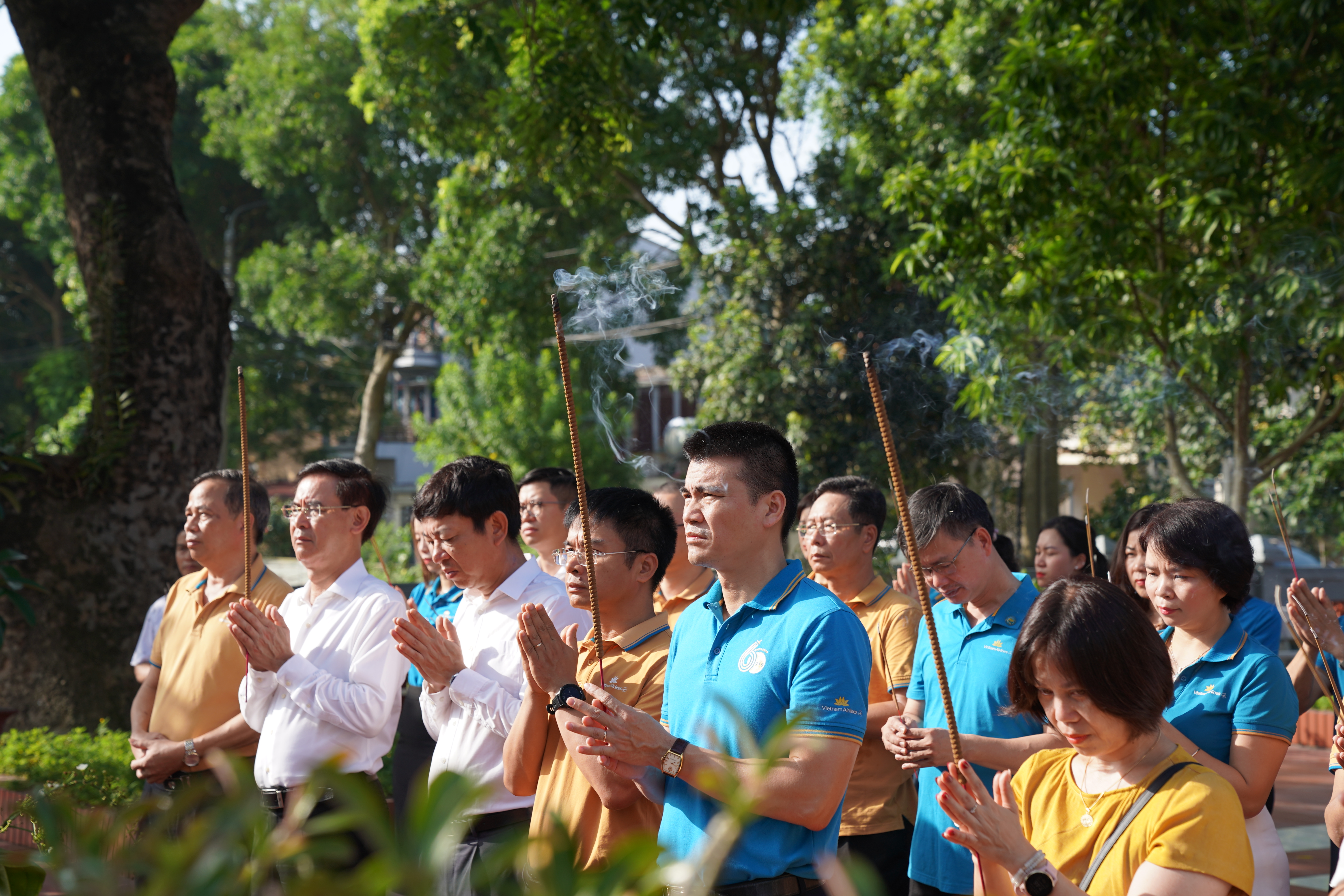 [27/7] TCT tổ chức Lễ dâng hương tưởng niệm các anh hùng liệt sỹ khu vực Long Biên nhân kỷ niệm 76 năm Ngày Thương binh – Liệt sỹ.