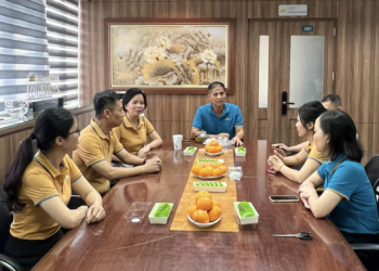 [27/7] Chi Bộ, Công đoàn TT Bông Sen Vàng viếng nghĩa trang liệt sỹ Yên Viên nhân kỷ niệm 76 năm Ngày Thương binh Liệt sỹ