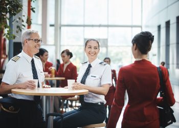 Aviation News No.135: Cathay Pacific sẽ trao tiền thưởng “tri ân đặc biệt” cho nhân viên