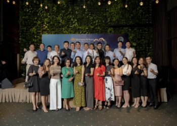 CNVN sơ kết 6 tháng đầu năm và phát động bán cuối năm 2023