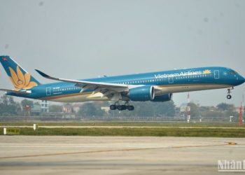 Vietnam Airlines tích cực tìm biện pháp để cổ phiếu trở lại giao dịch bình thường