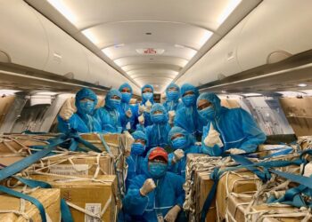 [Khi tôi 30] Chiến binh sân đỗ