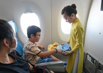 Quà đặc biệt cho các hành khách “nhí”