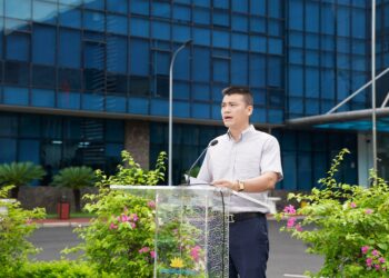 Chào cờ tháng 8: Sử dụng hiệu quả nguồn lực, quản trị tốt chi phí nhằm hoàn thành kế hoạch năm 2023