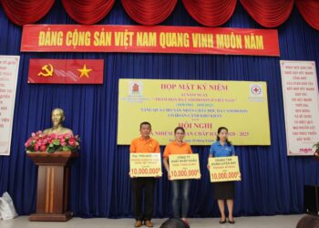 TTHLB chung tay xoa dịu nỗi đau da cam