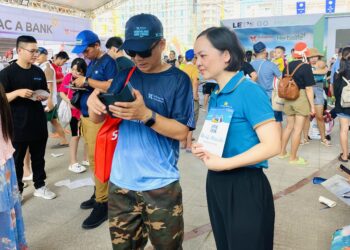 Lotusmiles ghi nhận thêm 1.300 hội viên mới tại Marathon Nha Trang