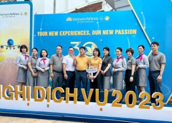 [Thơ] Nâng tầm dịch vụ – Khôi phục tín nhiệm với khách hàng