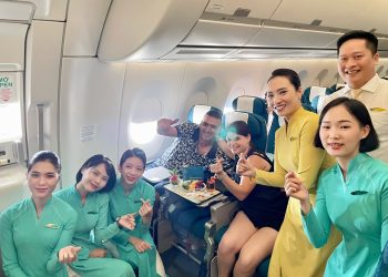 Cảm xúc ngọt ngào chạm đến trái tim của hành khách