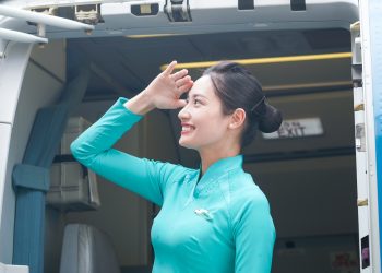 [Nụ cười dịch vụ] Hãy tạo một bắt đầu tốt đẹp bằng nụ cười tỏa nắng