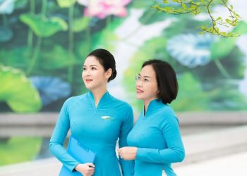 [Nụ cười dịch vụ] Nụ cười của những “bóng hồng” ASOC