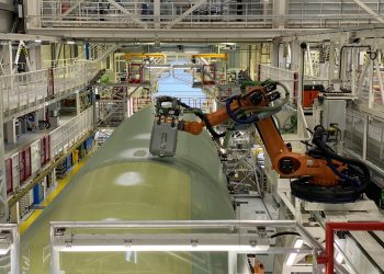Ứng dụng IoT nâng cao hiệu quả trong quá trình sản xuất tàu bay – thực tiễn tại Airbus