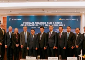 Vietnam Airlines signed a memorandum of understanding with Boeing to purchase 50 Boeing 737 MAX
