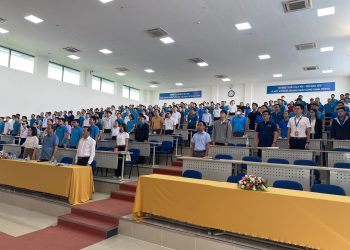 Khoá học bồi dưỡng nhận thức về Đảng dành cho quần chúng ưu tú khu vực miền Nam, miền Trung của TCT