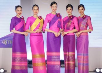 Aviation News No.203: Thai Airways ra mắt đồng phục tiếp viên mới
