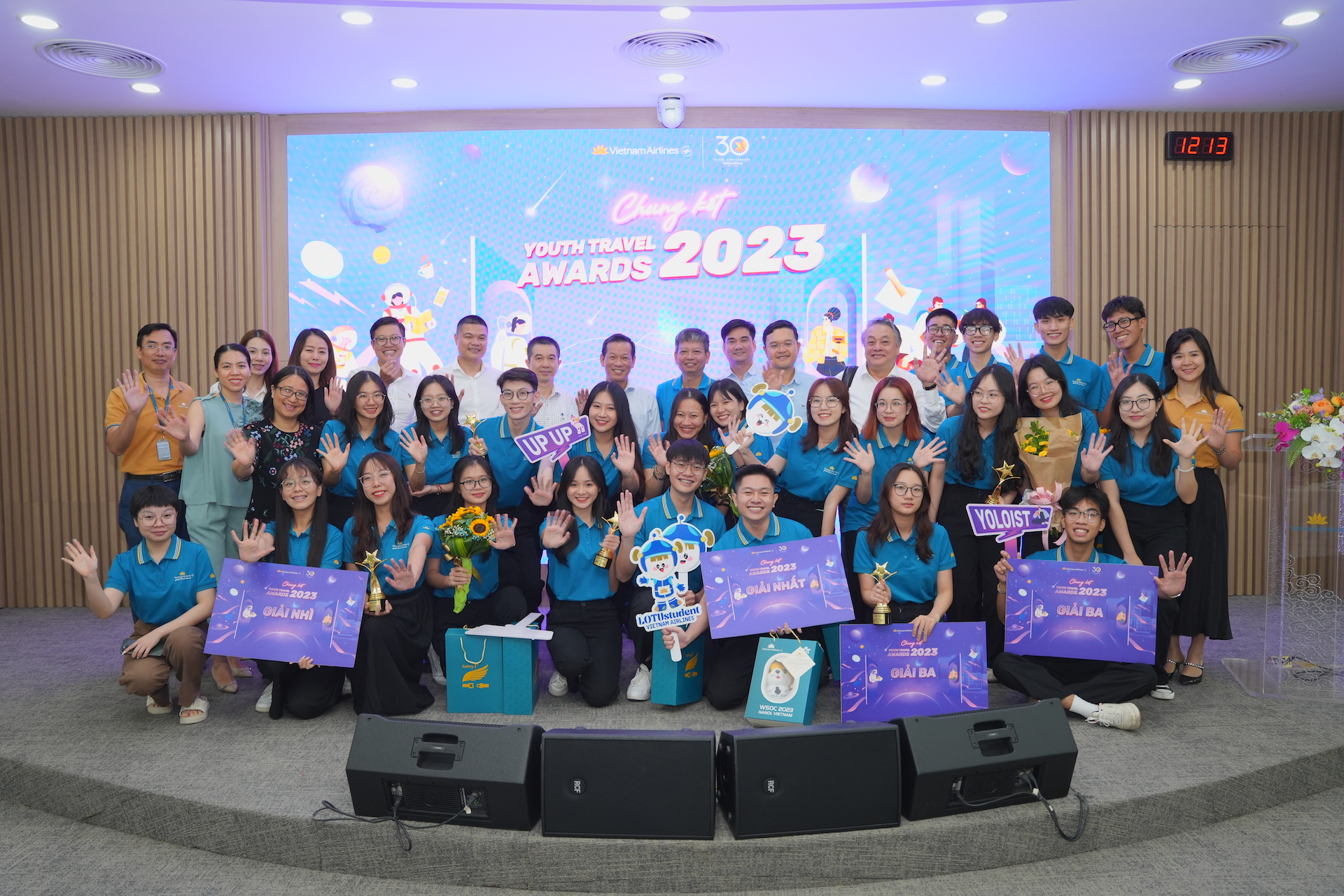 vietnam airlines youth travel awards 2023