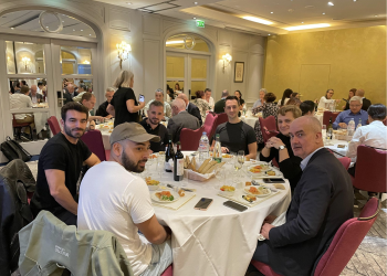 Trải nghiệm độc nhất: Thưởng thức ẩm thực hạng Thương gia VNA tại Pháp