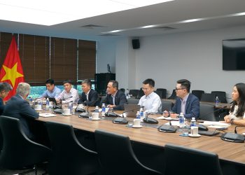 TGĐ Lê Hồng Hà làm việc với TGĐ SkyTeam