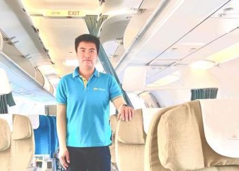 “Tôi vui mừng khi kịp thời trao trả tài sản cho hành khách để quên trên tàu bay”