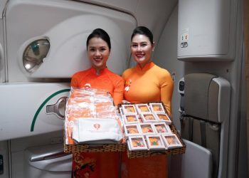 [VTV] Vietnam Airlines đóng góp vào công tác thúc đẩy bình đẳng giới qua hoạt động “Chuyến bay tô cam”