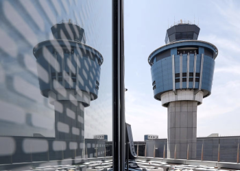 Aviation News No.218: Thiếu hụt nhân sự, cơ sở hạ tầng lạc hậu đe dọa an toàn hàng không Hoa Kỳ