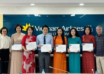 [20/11] Ban lãnh đạo ĐTV tổ chức gặp mặt tri ân các thầy cô giáo nhân ngày Nhà giáo Việt Nam 20/11