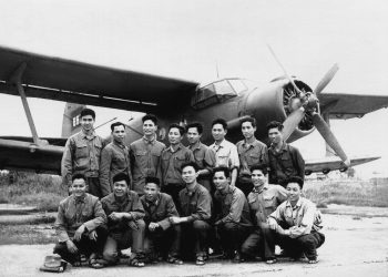 Truyền thống Anh hùng là động lực xây dựng Đoàn bay 919 phát triển bền vững