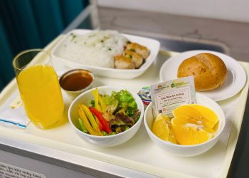 Vietnam Airlines đưa đặc sản cam Xã Đoài lên các chuyến bay