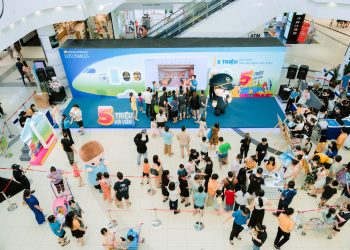 [Spirit Channel] VNA News: Tưng bừng sự kiện đón chào hội viên thứ 5 triệu của Lotusmiles