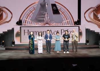 Vietnam Airlines được vinh danh tại giải thưởng Hành động vì cộng đồng