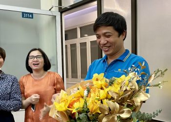 [Gương mặt 30 năm] “Tôi yêu hình ảnh của những chiếc máy bay mang biểu tượng Bông Sen Vàng trên bầu trời”