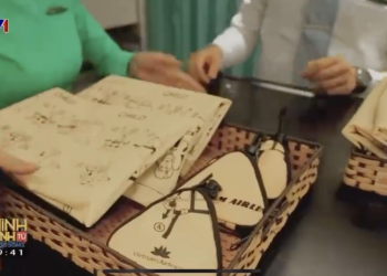 [VTV] Sáng kiến tái chế áo phao cứu hộ của Vietnam Airlines