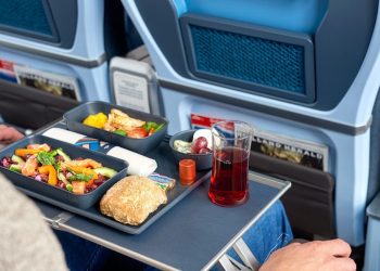 [Aviation News 5/2] KLM sử dụng trí tuệ nhân tạo để chống lãng phí thực phẩm