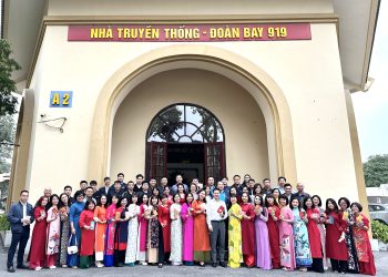 Đoàn bay 919: Khởi đầu năm mới vui tươi, sẵn sàng hoàn thành xuất sắc nhiệm vụ được giao.