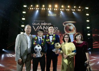 Vietnam Airlines tiếp tục đồng hành cùng “ Quả bóng vàng Việt Nam 2023” với danh vị là nhà tài trợ vận chuyển chính thức cho giải thưởng