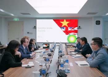 Vietnam Airlines Group gặp mặt Đại sứ quán Anh tại Việt Nam và tập đoàn BP