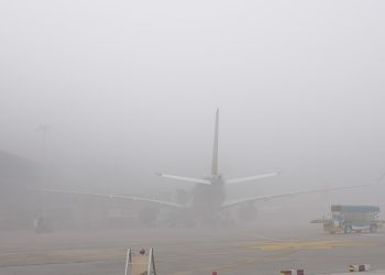 [VTV] Sương mù dày đặc, Nội Bài không thể tiếp nhận máy bay