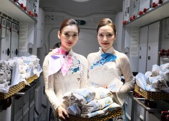 Vietnam Airlines lan tỏa thông điệp bình đẳng giới  trên các chuyến bay ngày Quốc tế phụ nữ 8/3
