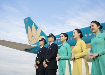 Khởi động chương trình “Những Cánh Sen Vàng Vietnam Airlines”